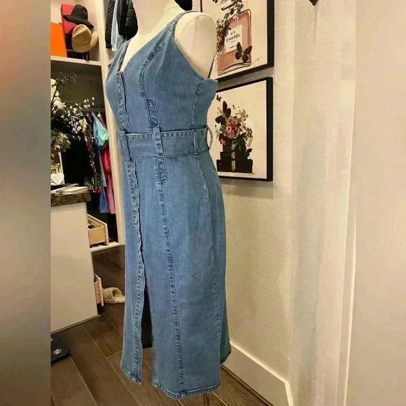 Finders Keepers Coco Belted Denim Jean Dress dress midi Blue Size 6(M) - Picture 6 of 10